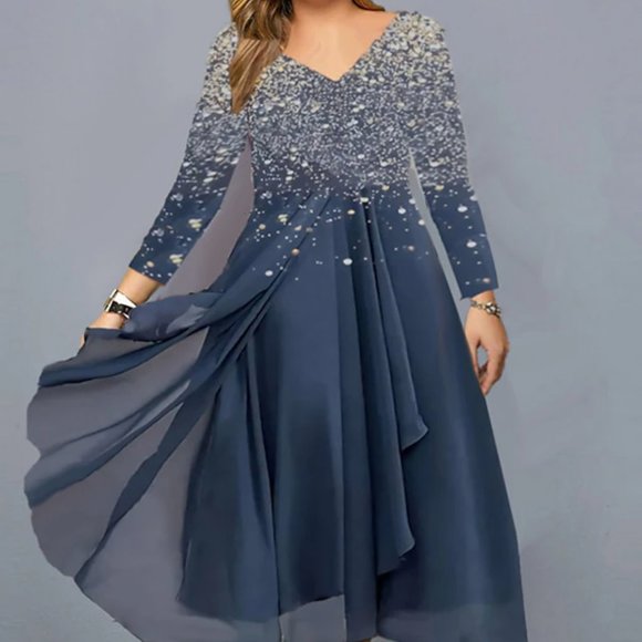 Sky Blue plus size midi dress - Picture 1 of 3